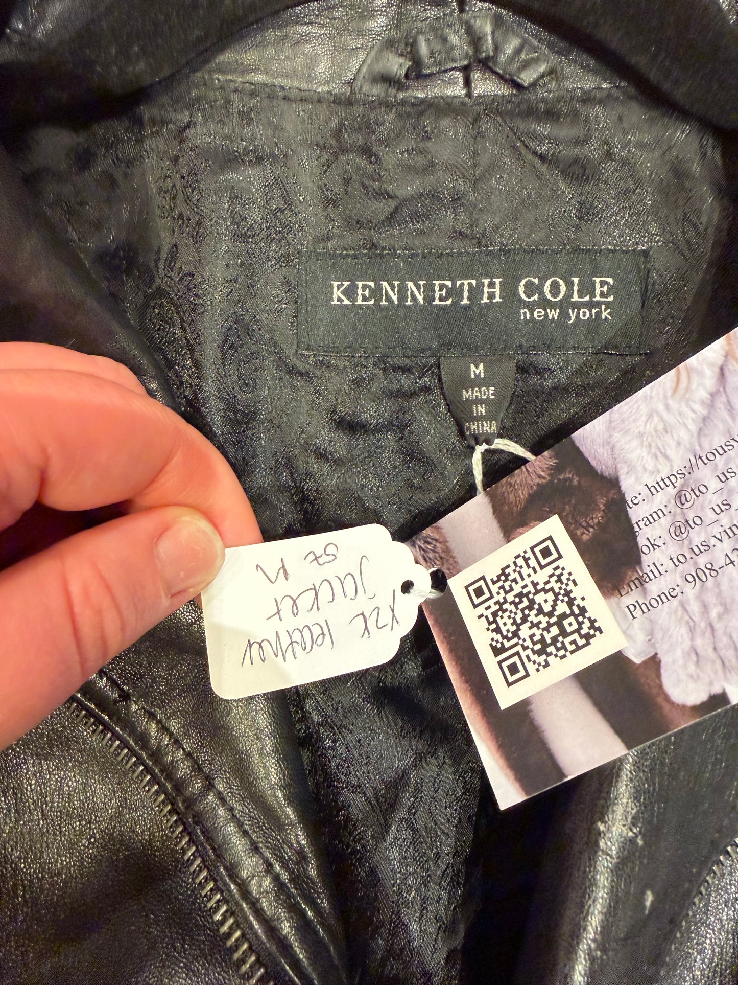 Y2K leather jacket size medium - tuv #3125