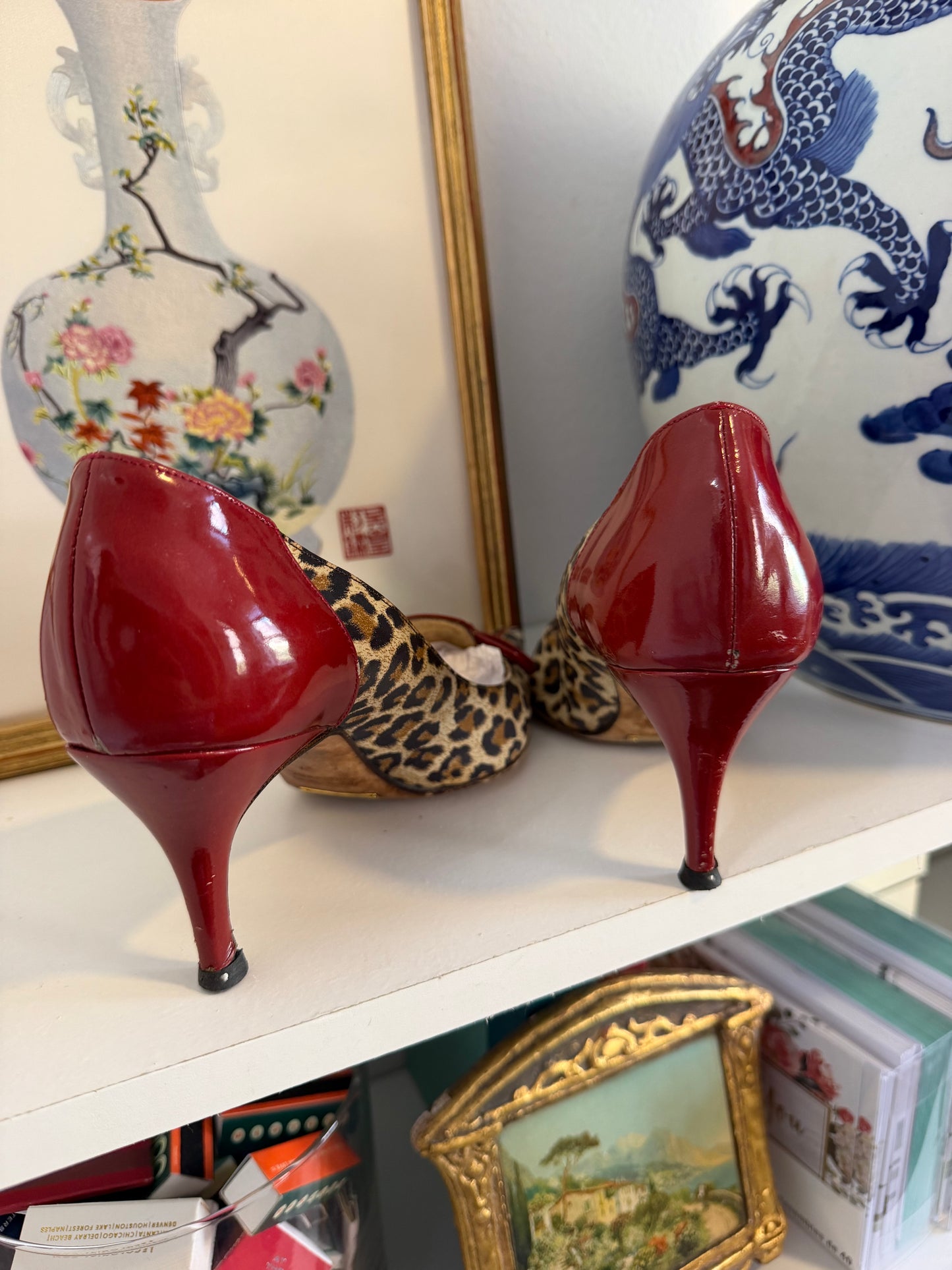 Dolce & Gabbana cheetah pumps with red bows - TUV #423412