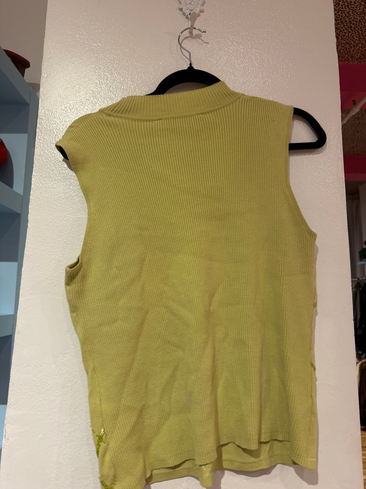 Y2K green beaded sweater vest TUV #35782 size medium