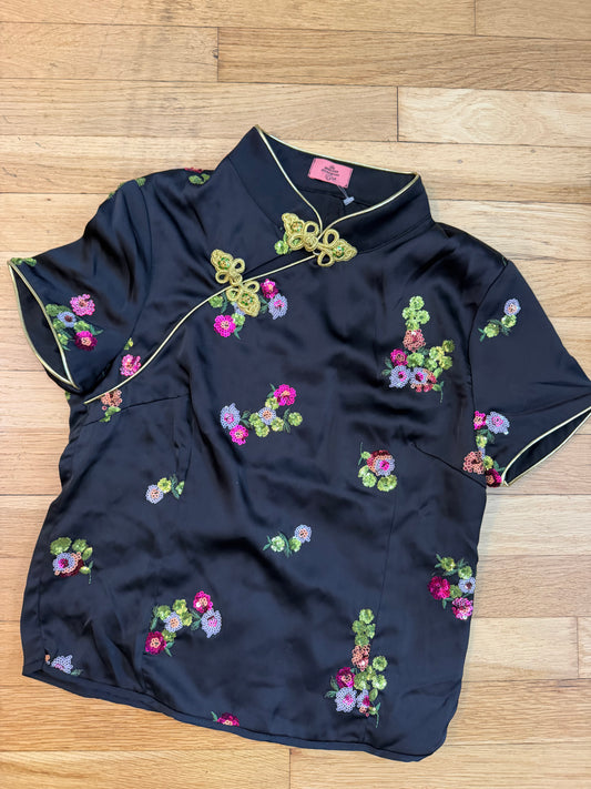 Black tang style top with floral details tuv #125678