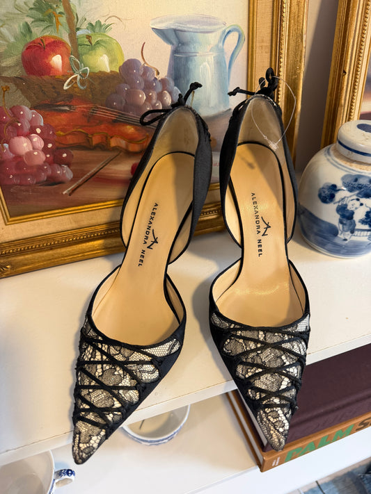 Alexandra Neel lace heels size 35 - sku TUV #9898