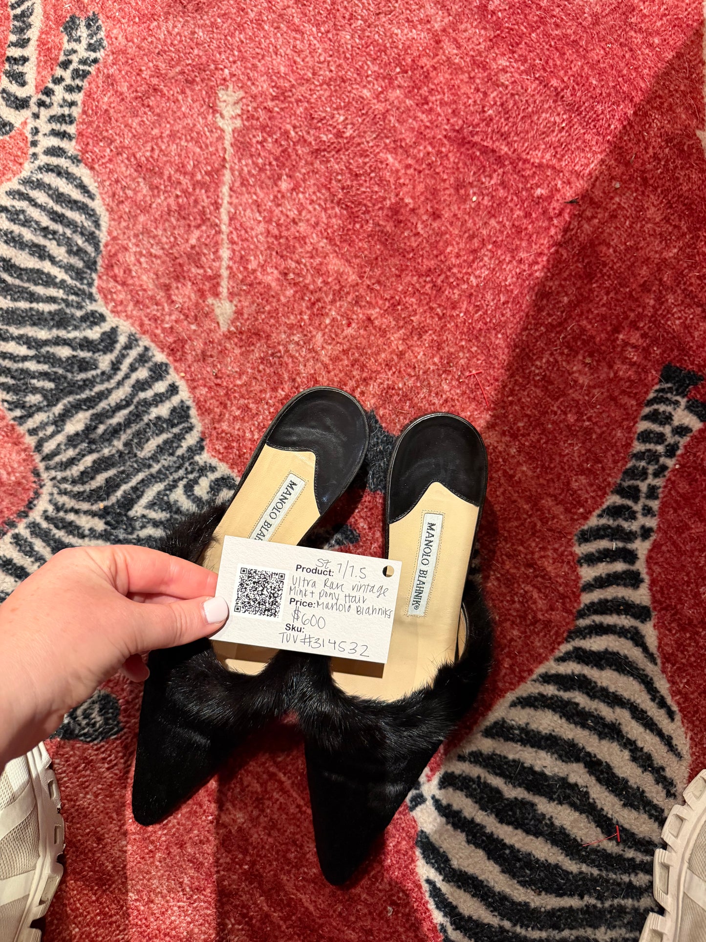 Ultra Rare vintage mink and pony hair Manolo Blahnik - TUV #314532 size 7/7.5