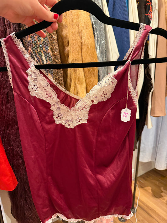 Maroon and white lace tank top - sku tuv #152