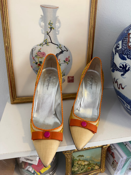 Dolce & Gabbana raffia pumps with yellow trim nd orange bow - TUV #767809