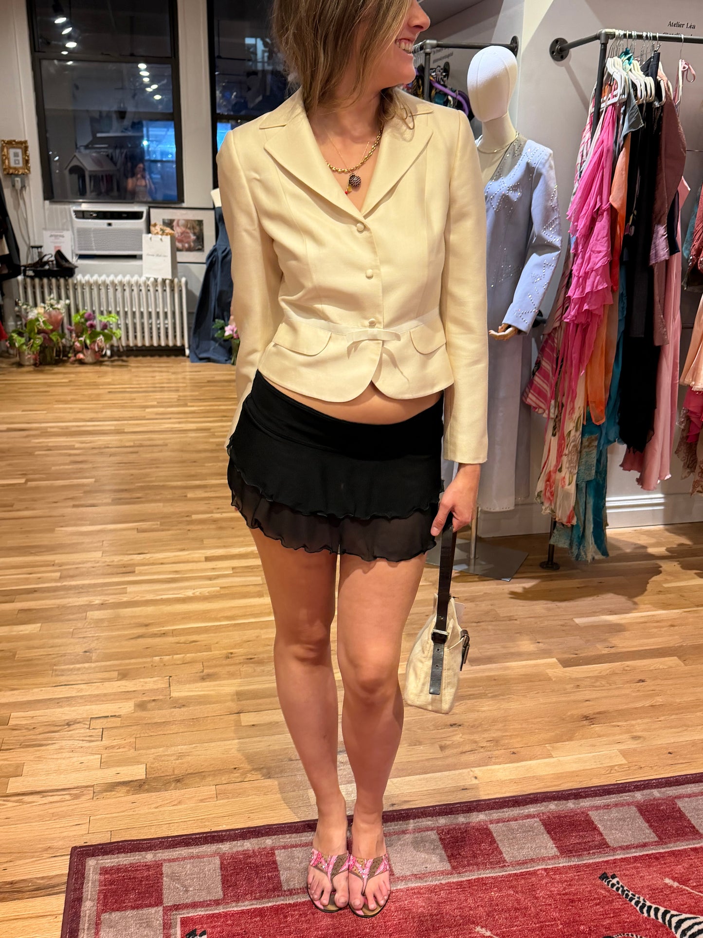 Tahari white silk and wool blend blazer and skirt set - SKU TUV #609